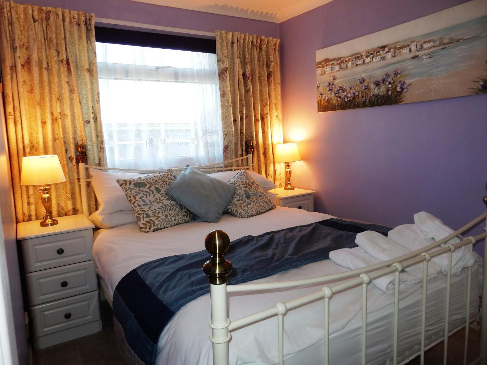 Sheena'S Dartmouth Chalets エクステリア 写真